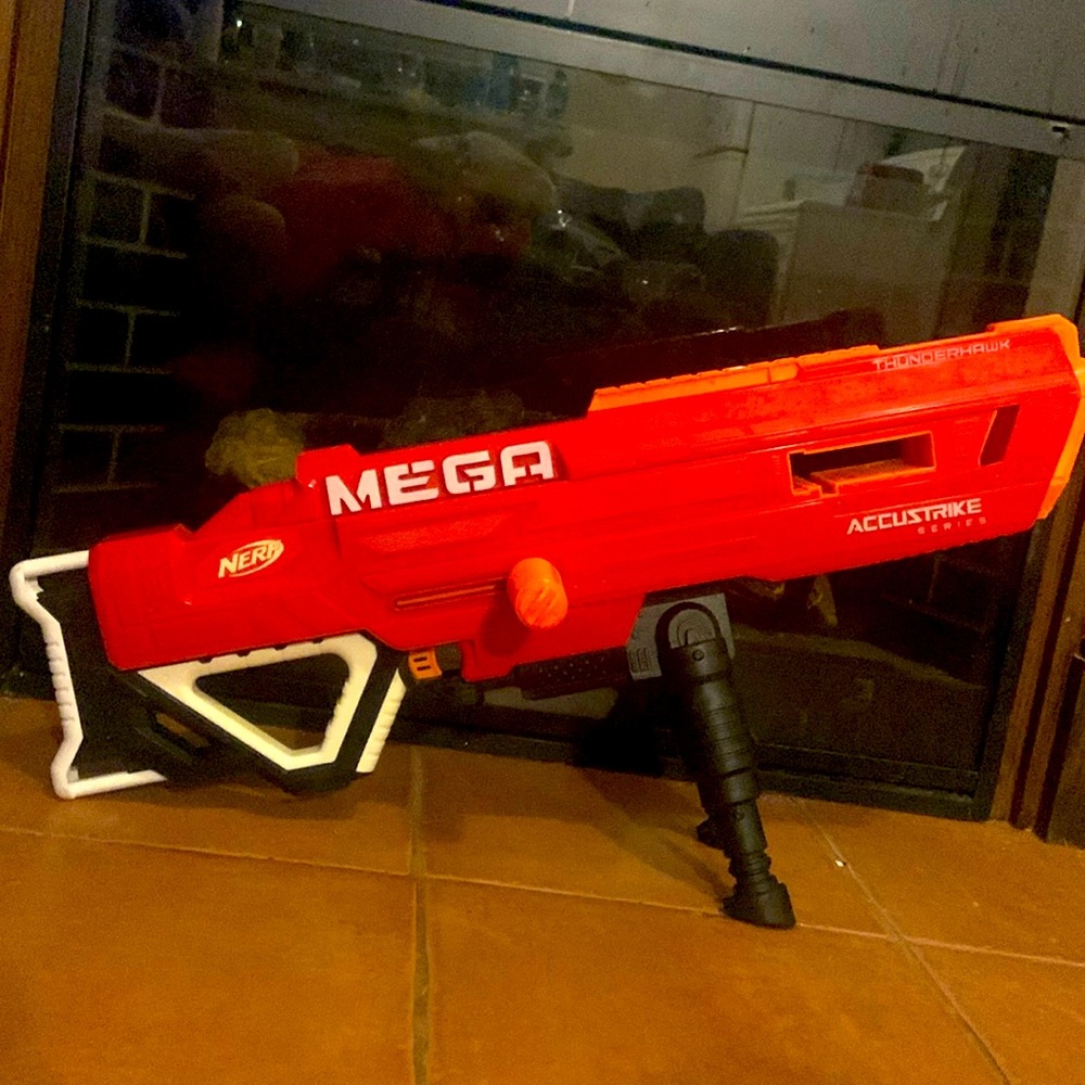 NERF MEGA THUNDERHAWK  ACCUSTRIKE Series